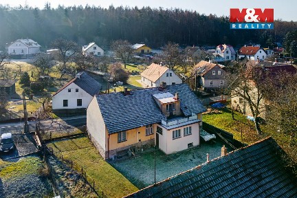 Prodej rodinného domu 285 m², pozemek 807 m² Běštín