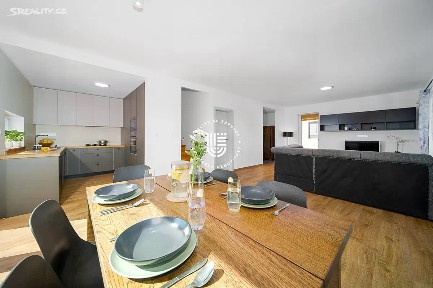 Prodej rodinného domu 78 m², pozemek 1216 m² Mcely