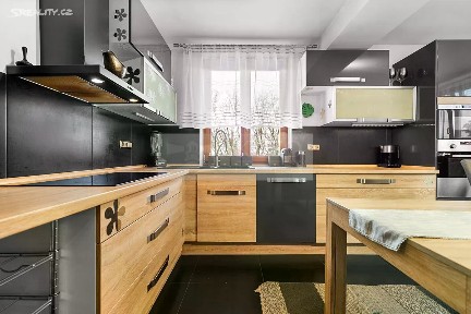 Prodej rodinného domu 230 m², pozemek 992 m² Ke Strži, Stará Huť