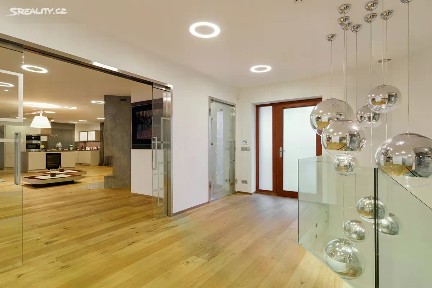 Prodej rodinného domu 489 m², pozemek 2008 m² Konojedy - Klíče