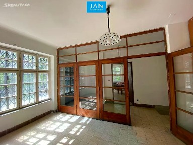 Prodej rodinného domu 307 m², pozemek 3962 m² Na Zvonici, Jíloviště