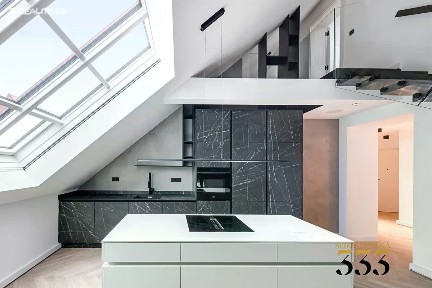 Prodej bytu 4+kk 159 m² Sokolovská, Praha - Karlín