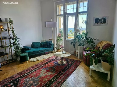 Pronájem bytu 2+1 90 m² Slovenská, Praha - Vinohrady