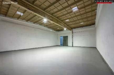 Pronájem skladového prostoru 3000 m² Kladruby nad Labem