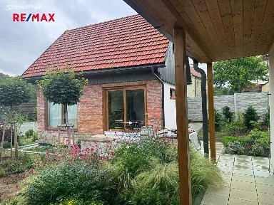 Pronájem bytu 3+kk 70 m² Zubří