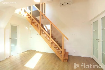 Prodej bytu 5+1 200 m² Čajkovského, Praha - Žižkov