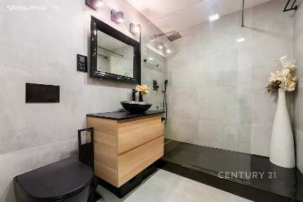 Prodej bytu 4+kk 97 m² Česká, Most