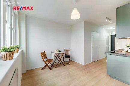 Prodej bytu 2+kk 33 m² Obětí 6. května, Praha - Krč
