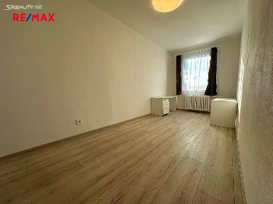 Pronájem bytu 3+1 55 m² Průběžná, Příbram - Příbram III