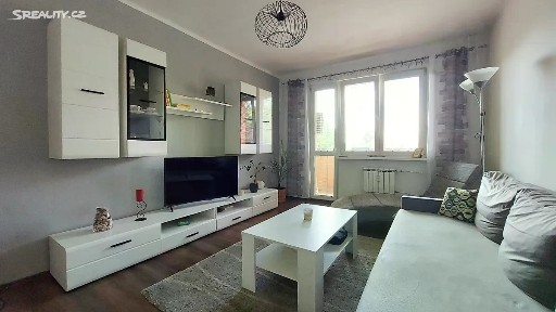 Pronájem bytu 2+1 53 m² U Nové školy, Ostrava - Hrabůvka