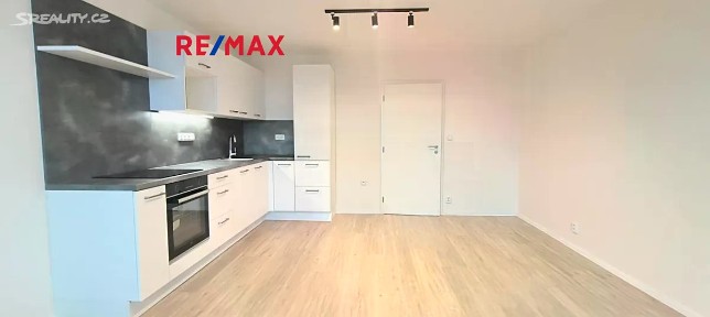 Pronájem bytu 3+kk 62 m² Bolívarova, Praha - Břevnov