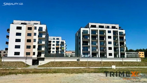 Opava, Předměstí, Císařského pluku, 1