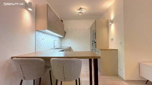 Pronájem bytu 2+kk 53 m² Hybešova, Brno
