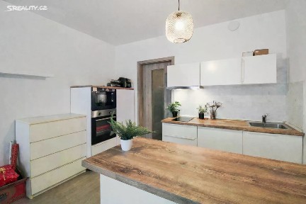 Prodej bytu 1+kk 32 m² Klausova, Praha - Stodůlky
