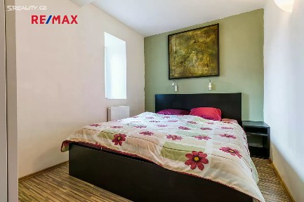 Pronájem bytu 2+kk 37 m² Školní, Praha - Braník