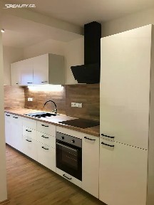 Pronájem bytu 2+kk 62 m² Nad Chaloupkami, Praha - Záběhlice