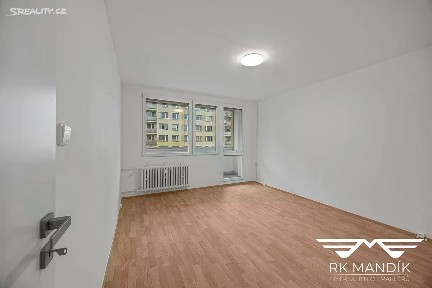 Pronájem bytu 3+1 53 m² Cvikovská, Praha - Střížkov