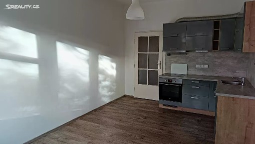 Prodej bytu 2+kk 38 m² Za poštou, Praha - Strašnice