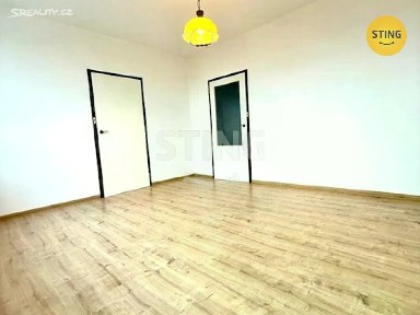 Pronájem bytu 2+1 44 m² Jižní, Hodonín
