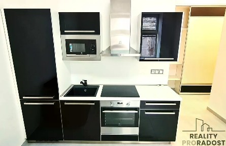 Pronájem bytu 1+kk 27 m² Jakubské náměstí, Brno - Brno-město