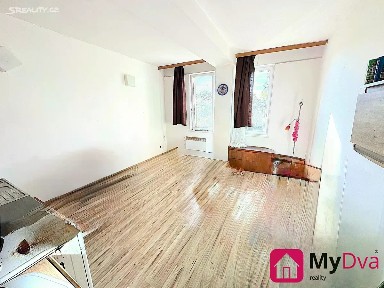 Pronájem bytu 1+kk 28 m² Cihlářská, Znojmo
