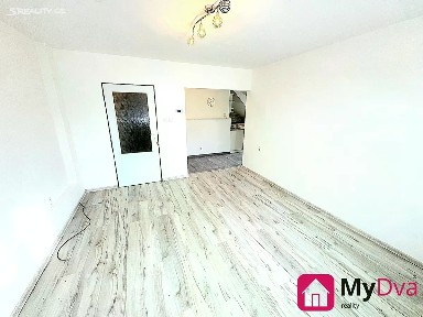 Pronájem bytu 3+1 70 m² Božice