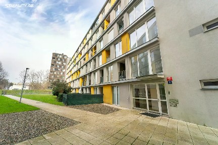 Pronájem bytu 2+kk 53 m² Zubrnická, Praha - Prosek