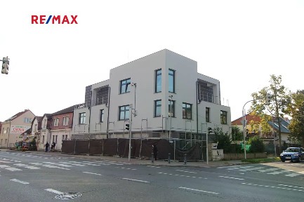 Pronájem bytu 3+kk 86 m² Náchodská, Praha - Horní Počernice