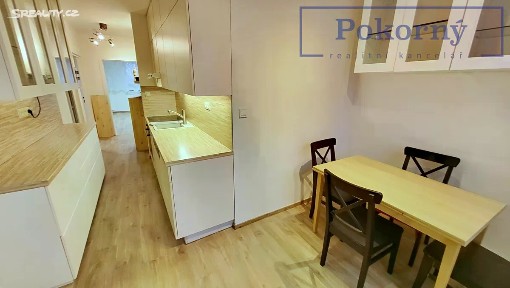 Pronájem bytu 4+1 97 m² Ruzyňská, Praha - Liboc