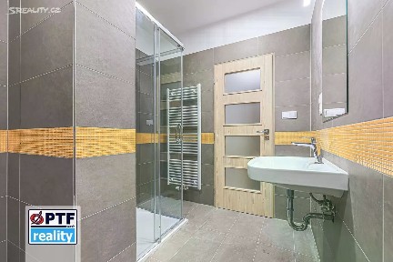 Pronájem bytu 1+kk 59 m² Americká, Plzeň - Jižní Předměstí