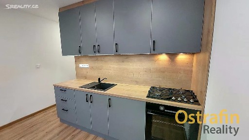 Pronájem bytu 1+1 37 m² Výškovická, Ostrava - Zábřeh