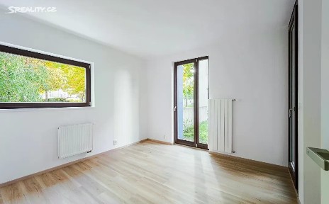 Prodej bytu 3+kk 80 m² V Rovinách, Praha - Podolí