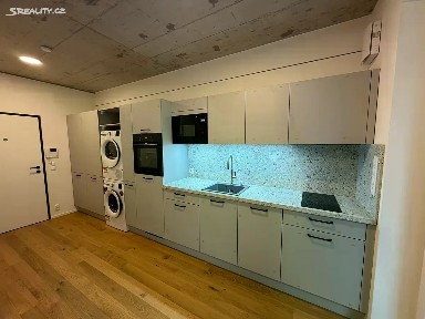 Pronájem bytu 1+kk 22 m² Koliště, Brno - Zábrdovice