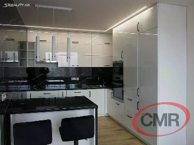 Prodej bytu 4+kk 83 m² Holandská, Kladno - Kročehlavy