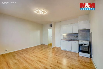 Pronájem bytu 1+kk 27 m² Tachovská, Plzeň - Bolevec