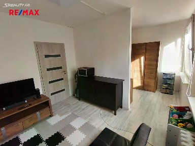 Pronájem bytu 2+1 50 m² U Tvrze, Děčín - Děčín VI-Letná
