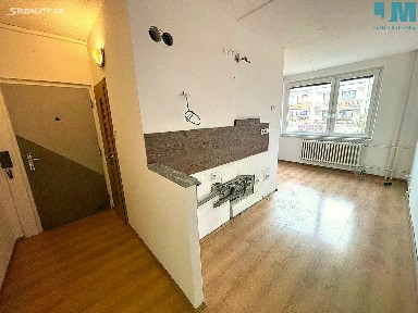 Pronájem bytu 3+1 77 m² Gen. Svobody, Třebíč - Nové Dvory