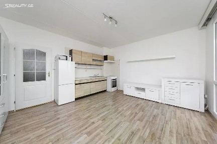 Pronájem bytu 1+kk 35 m² Nýřanská, Plzeň - Bolevec