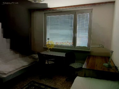 Pronájem bytu pokoje 20 m² Sezemická, Hradec Králové - Moravské Předměstí