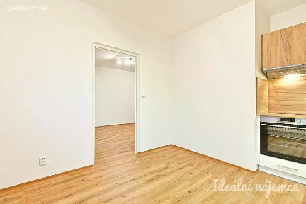 Pronájem bytu 3+1 75 m² Boskovická, Brno - Řečkovice