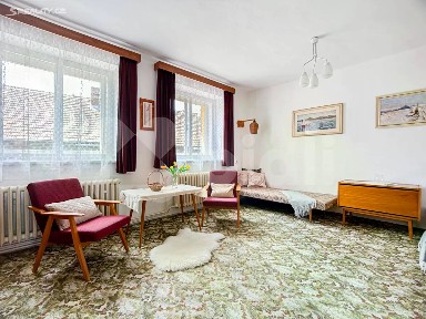 Prodej rodinného domu 301 m², pozemek 953 m² Holotín