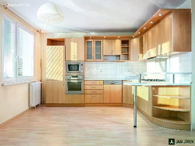 Prodej bytu 3+kk 71 m² Gagarinova, Pardubice - Polabiny