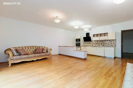 Prodej bytu 3+kk 90 m² Pražská silnice, Karlovy Vary