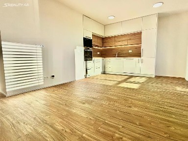 Pronájem bytu 3+kk 75 m² Polní, Liberec - Liberec XII-Staré Pavlovice