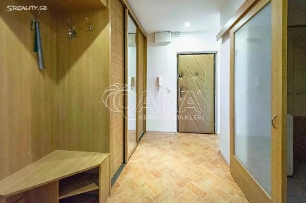 Pronájem bytu 2+1 66 m² Kpt. Jaroše, Neratovice