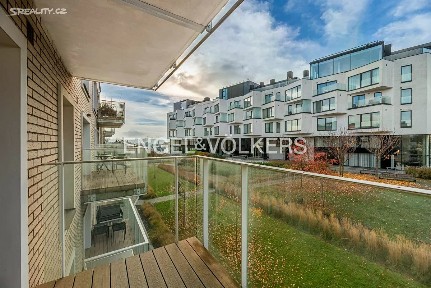Pronájem bytu 2+kk 75 m² Kobrova, Praha - Smíchov