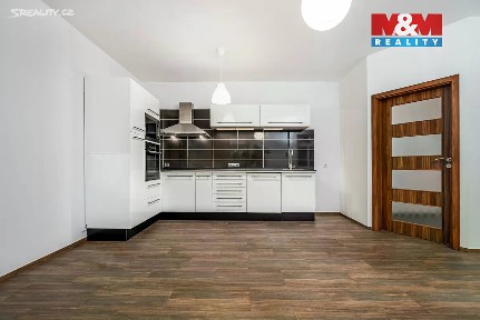 Prodej bytu 2+kk 53 m² 9. května, Kostomlaty nad Labem