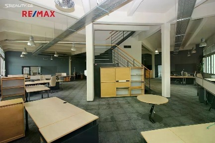Pronájem kanceláře 518 m² Vinohradská, Praha - Vinohrady