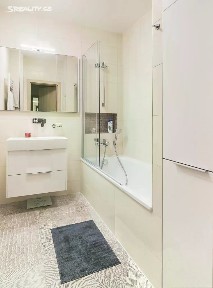 Pronájem bytu 3+1 70 m² Bieblova, Brno - Černá Pole