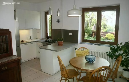 Pronájem bytu 2+kk 50 m² Karla Čapka, Hradec Králové - Pražské Předměstí